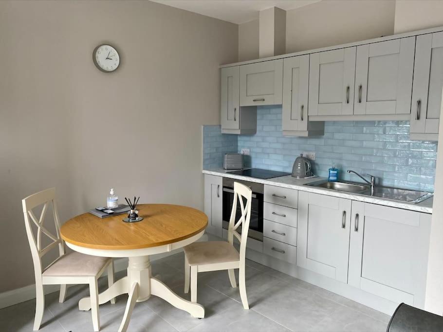 Erne Getaway No.8 Brand New 1 Bed Apartment Енніскіллен Екстер'єр фото