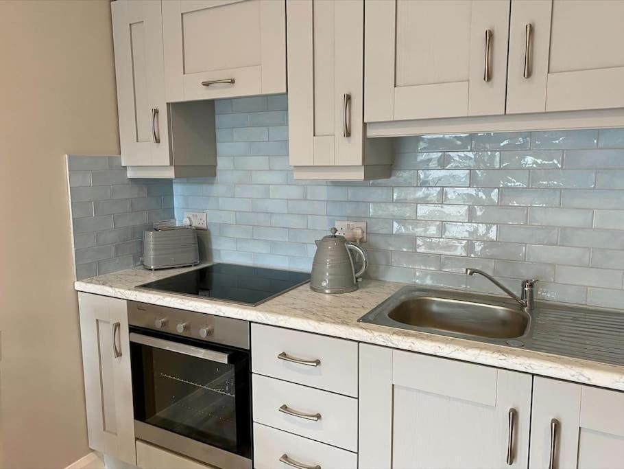 Erne Getaway No.8 Brand New 1 Bed Apartment Енніскіллен Екстер'єр фото